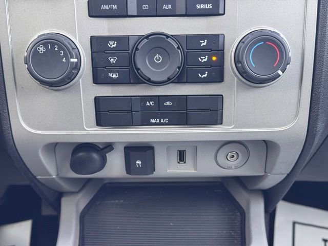 Used 2010 Ford Escape XLT image 18
