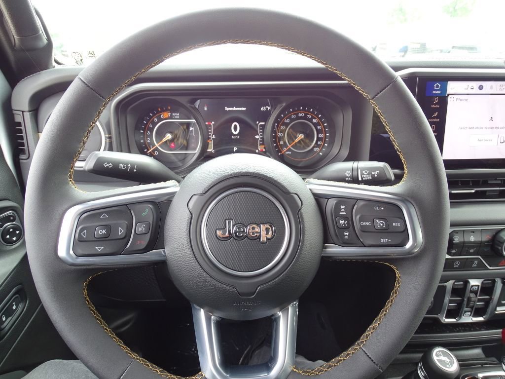 Used 2024 Jeep Wrangler Sahara w/ Safety Group image 33