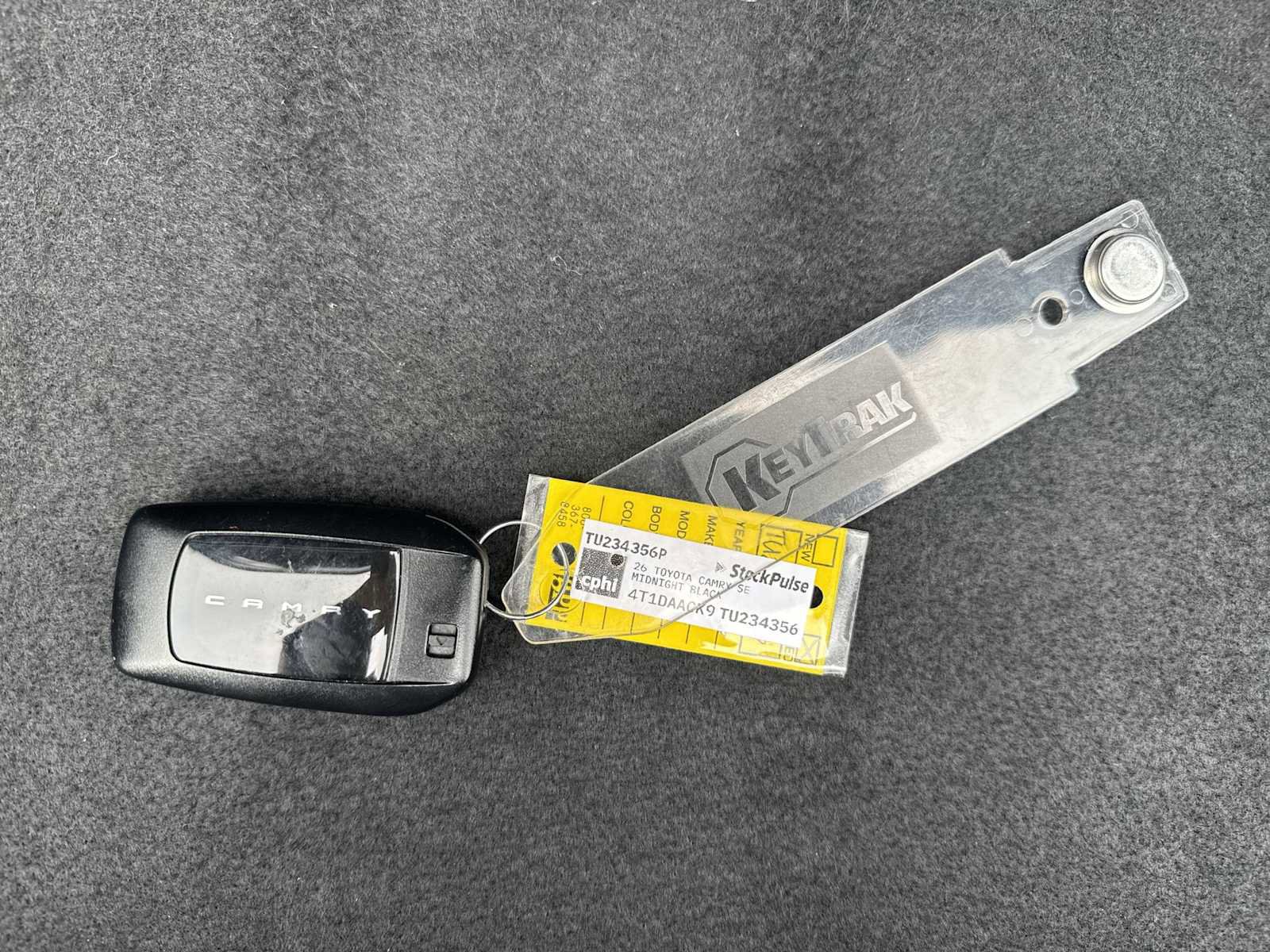 Used 2026 Toyota Camry SE image 25