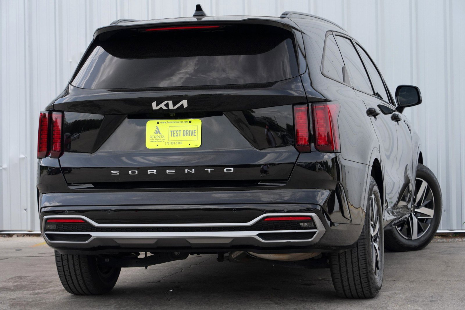 Used 2022 Kia Sorento S w/ Panoramic Sunroof Package FWD image 4