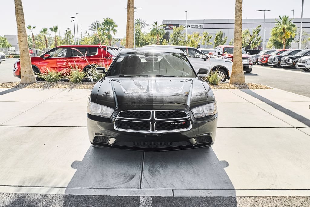 Used 2013 Dodge Charger SE RWD image 7