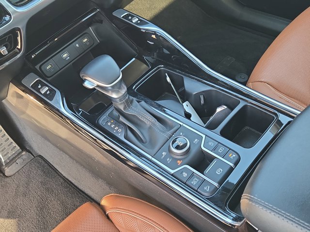 Used 2023 Kia Sorento SX Prestige image 30