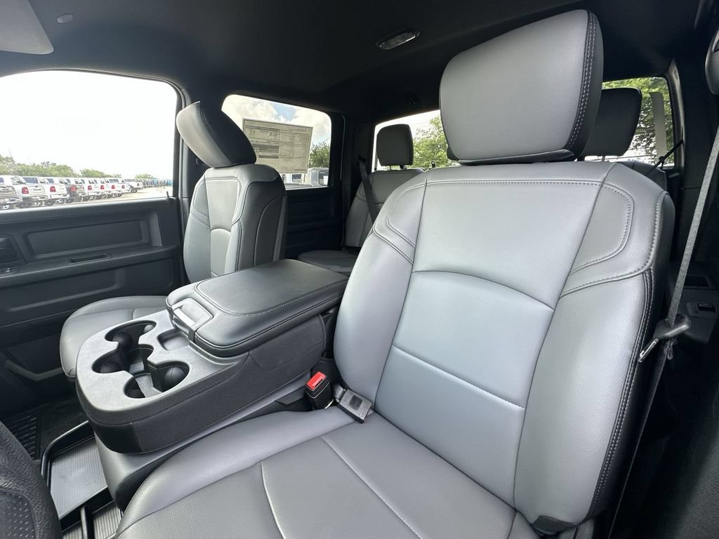 New 2026 RAM 3500 Tradesman w/ Chrome Appearance Group A AWD/4WD image 23