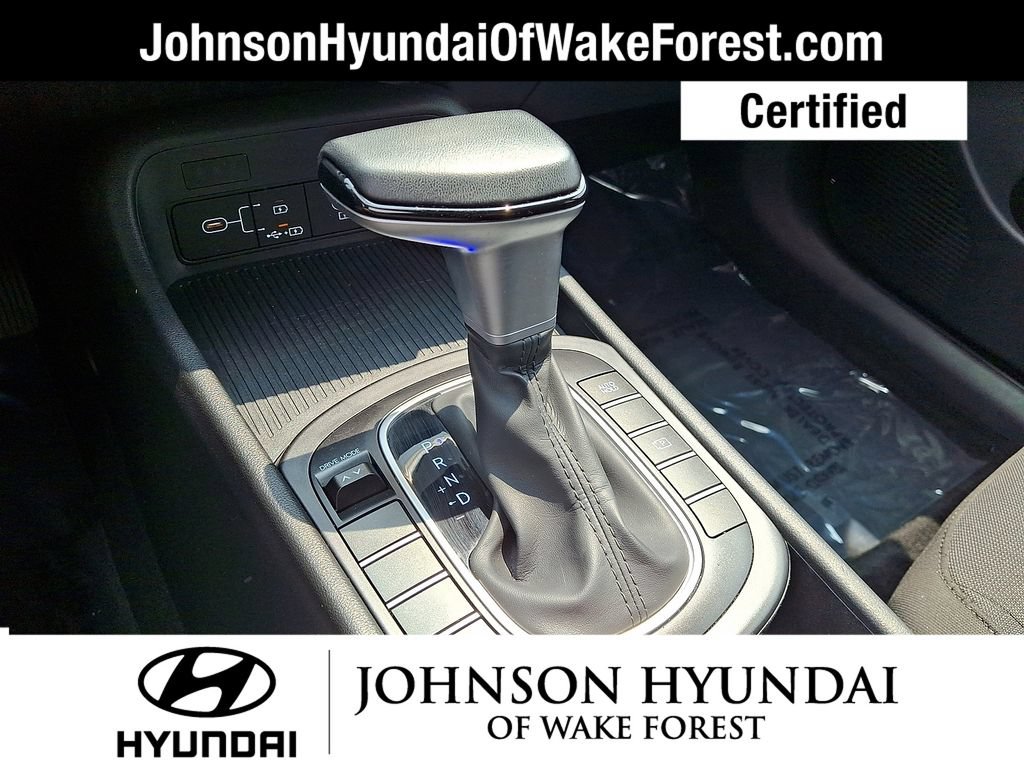 Certified 2024 Hyundai Kona SEL FWD image 12