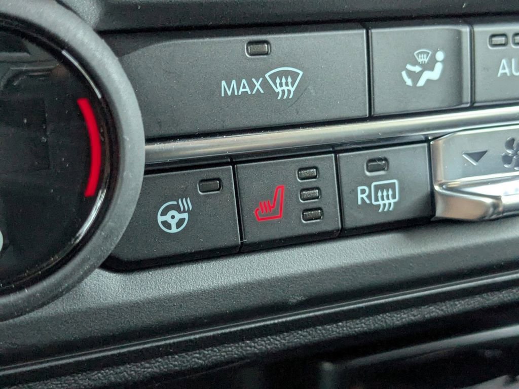 New 2025 Ford Bronco Badlands image 24