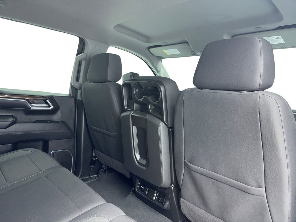 Used 2025 Chevrolet Silverado 1500 LT RWD image 43