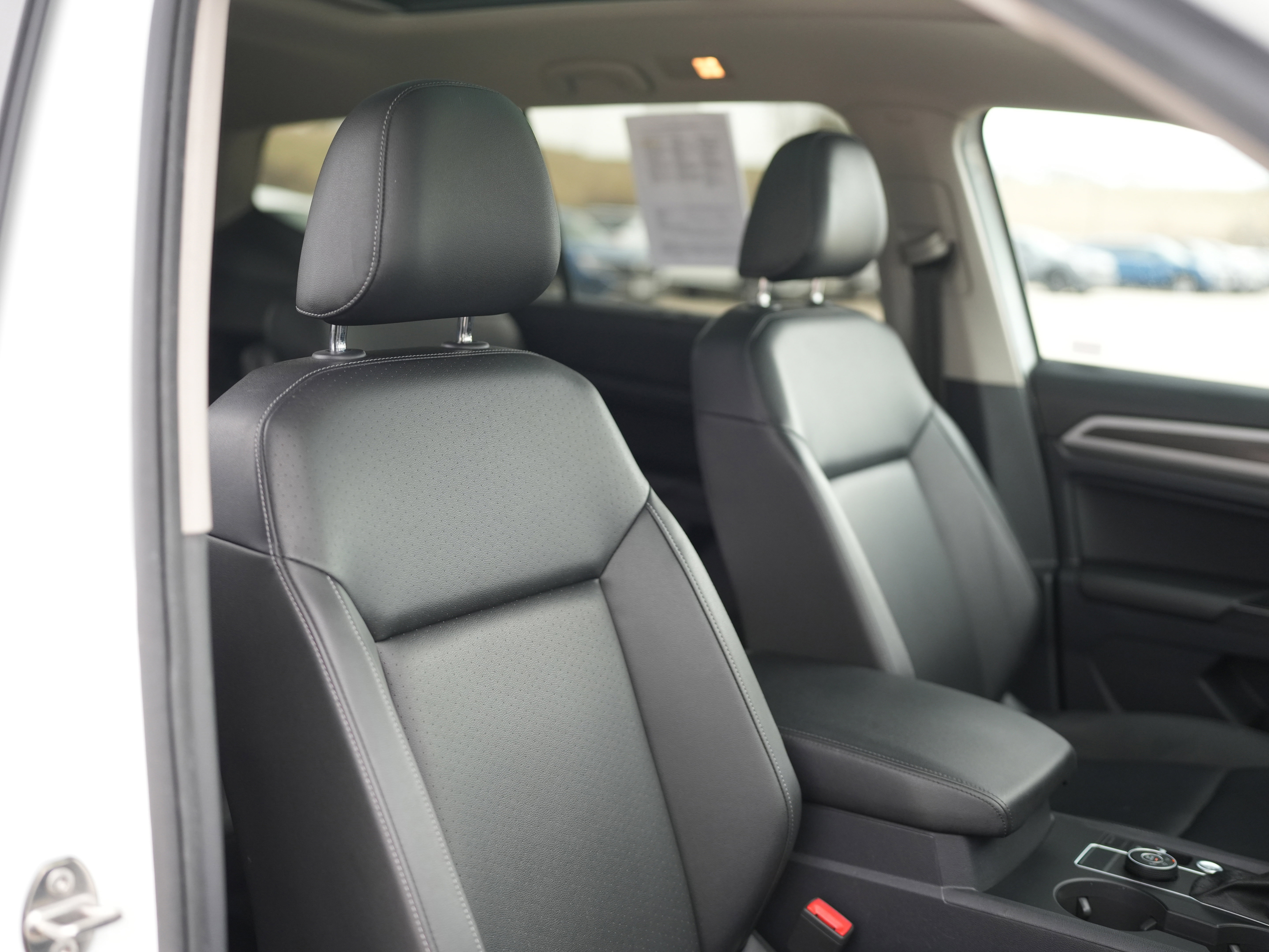 Used 2019 Volkswagen Atlas SE image 25