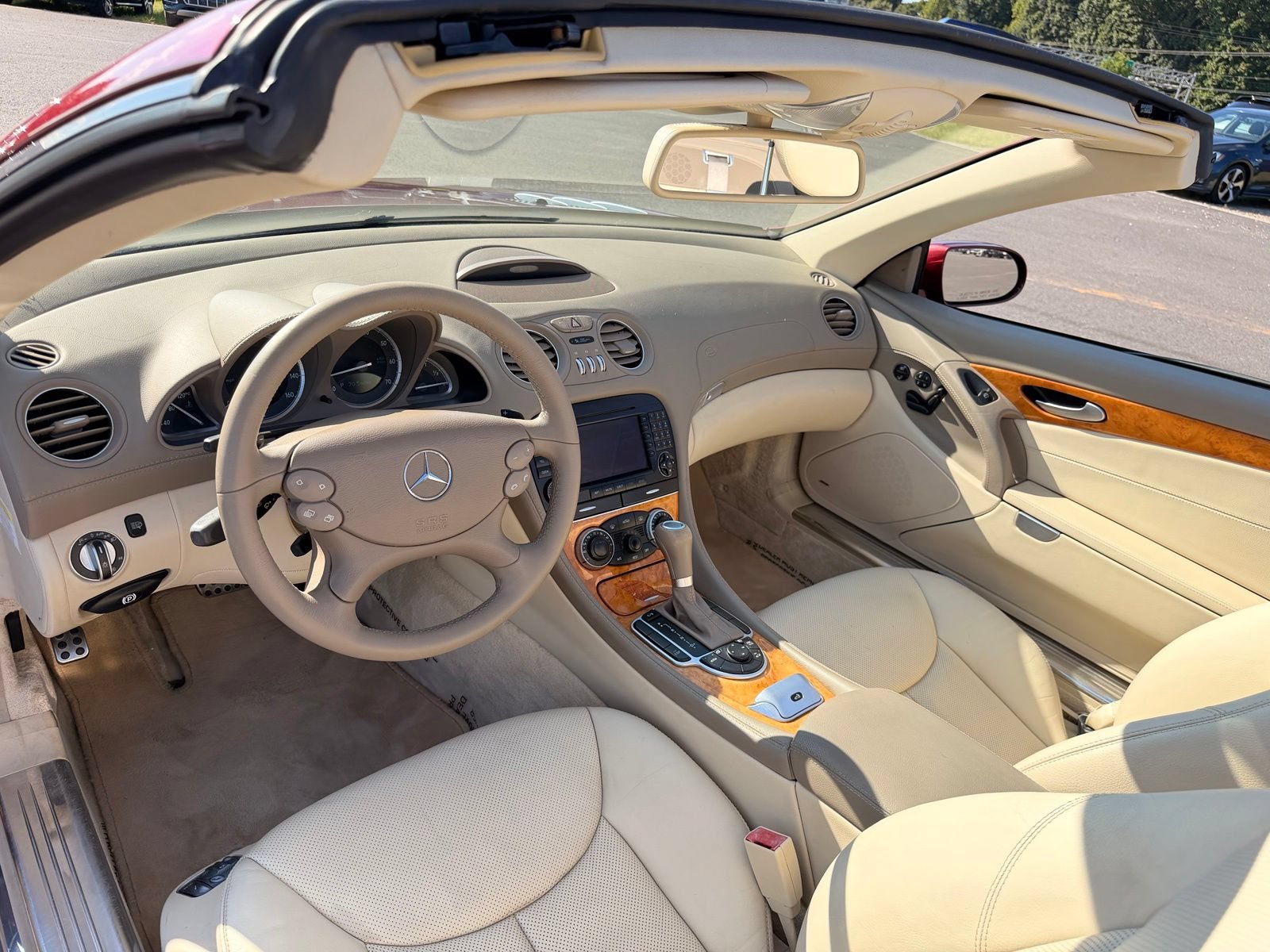 Used 2007 Mercedes-Benz SL 550 image 4