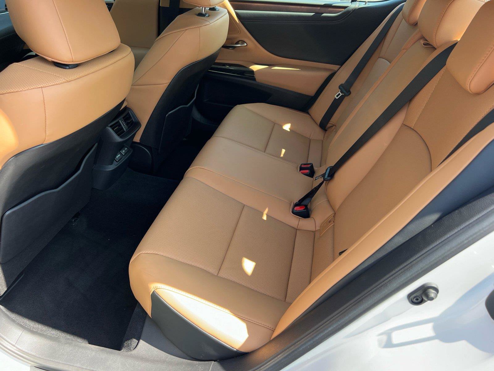 Certified 2025 Lexus ES 350 w/ Premium Package FWD image 21