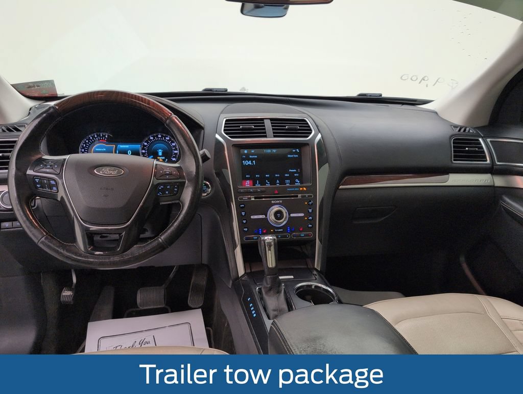 Used 2017 Ford Explorer Platinum AWD/4WD image 7