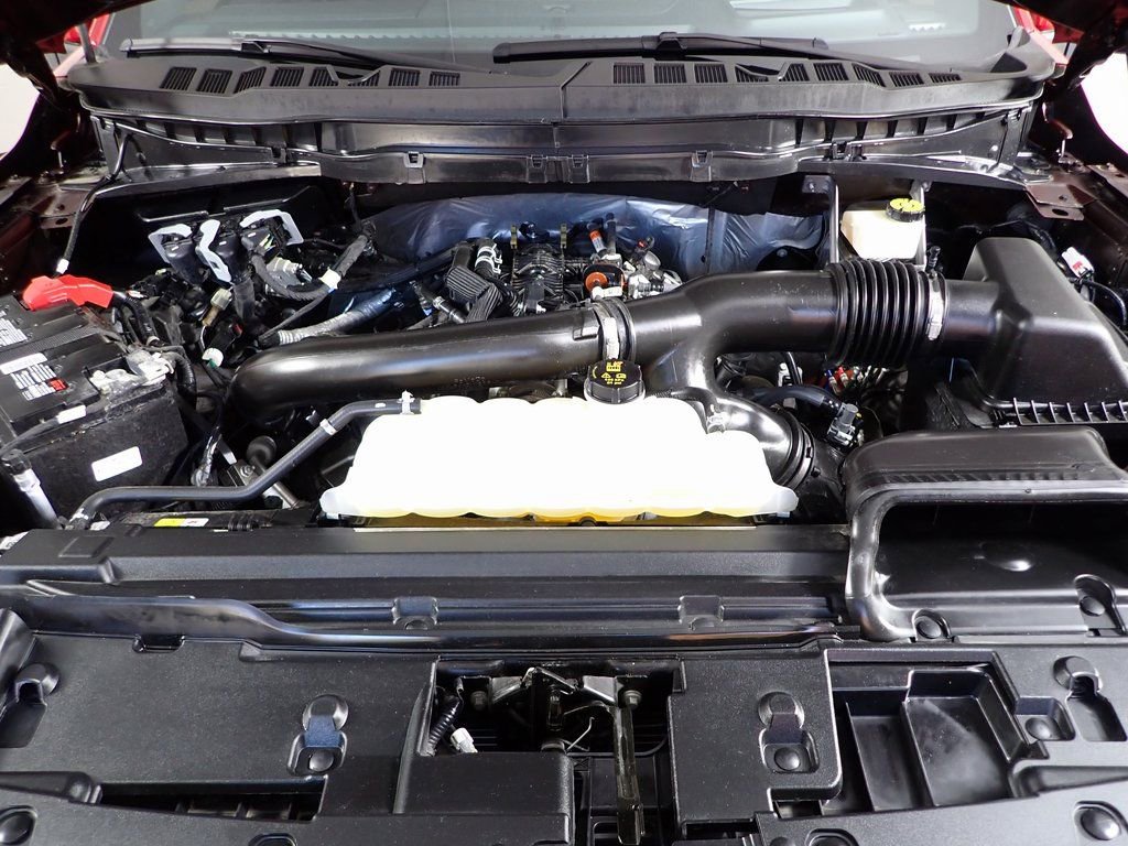 Used 2024 Ford F150 Platinum image 10