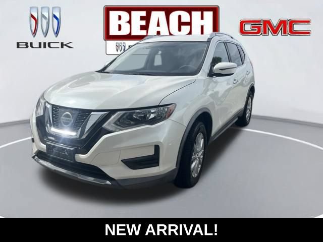 Used 2017 Nissan Rogue SV
