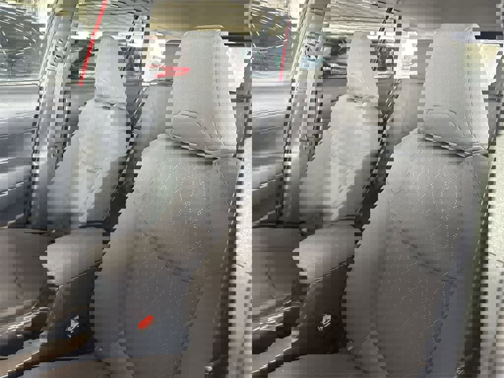 Used 2022 Toyota Corolla Cross LE image 13