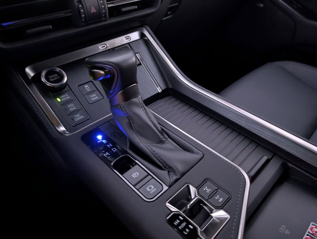 Used 2024 Lexus GX 550 image 24