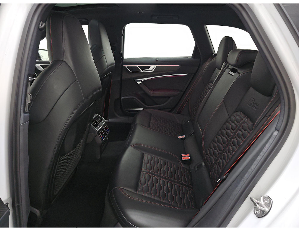 Used 2022 Audi RS 6 AWD/4WD image 9