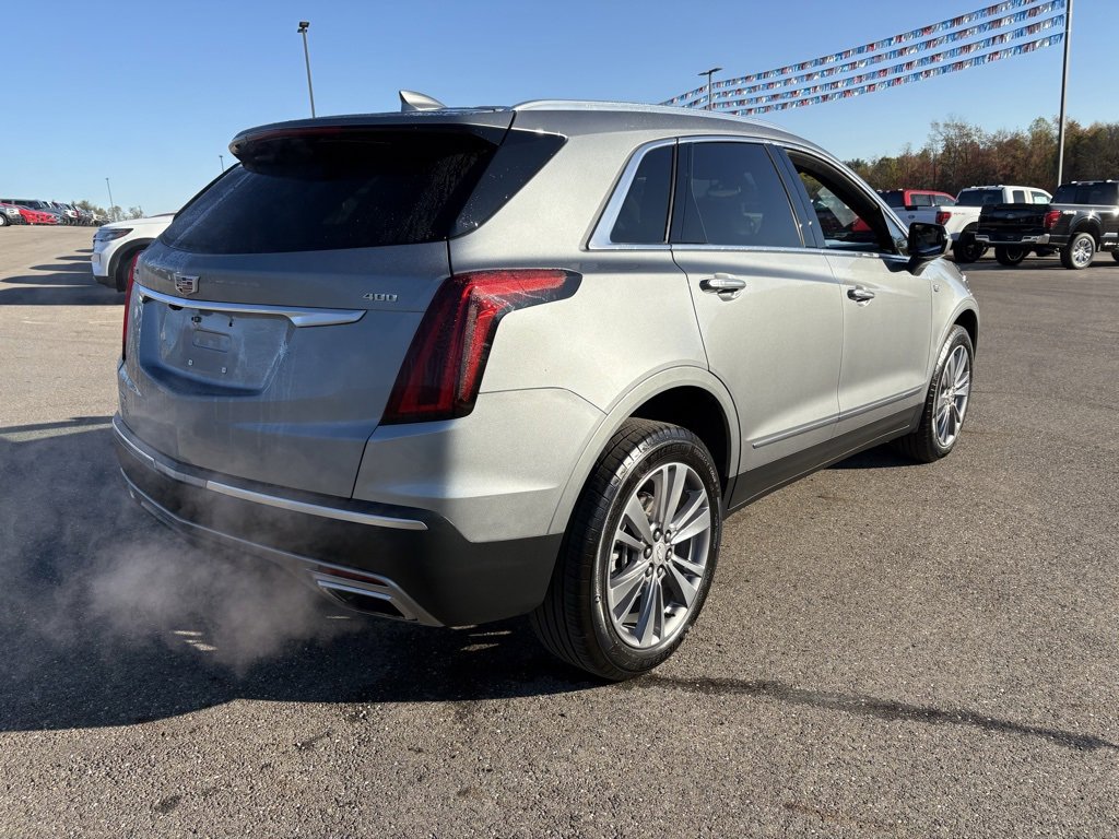 Used 2025 Cadillac XT5 Premium Luxury image 5