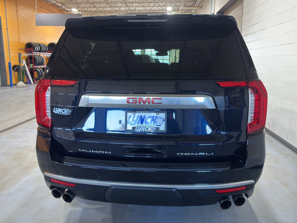 Used 2024 GMC Yukon XL Denali image 7