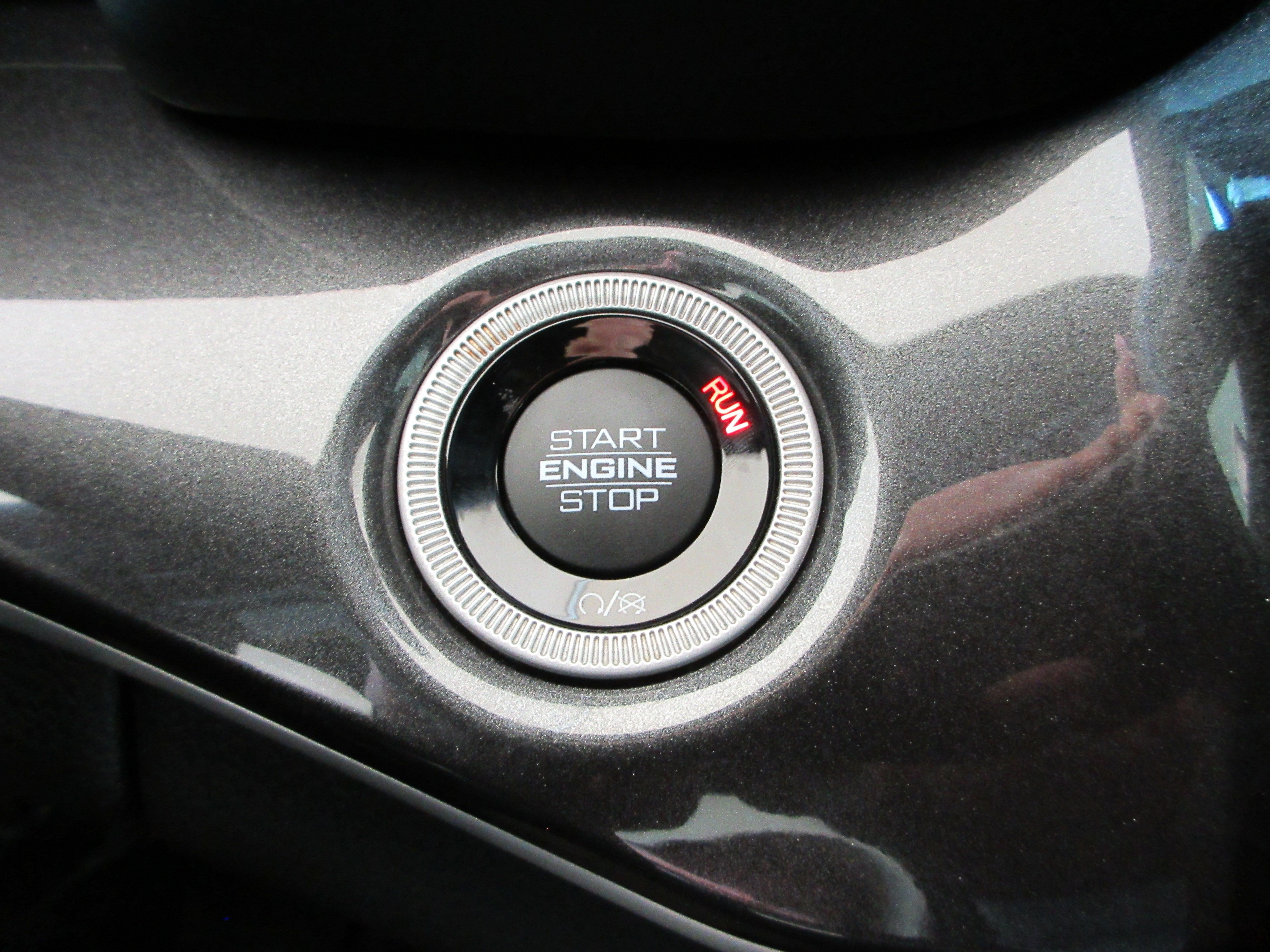Used 2023 Jeep Grand Cherokee Altitude AWD/4WD image 35
