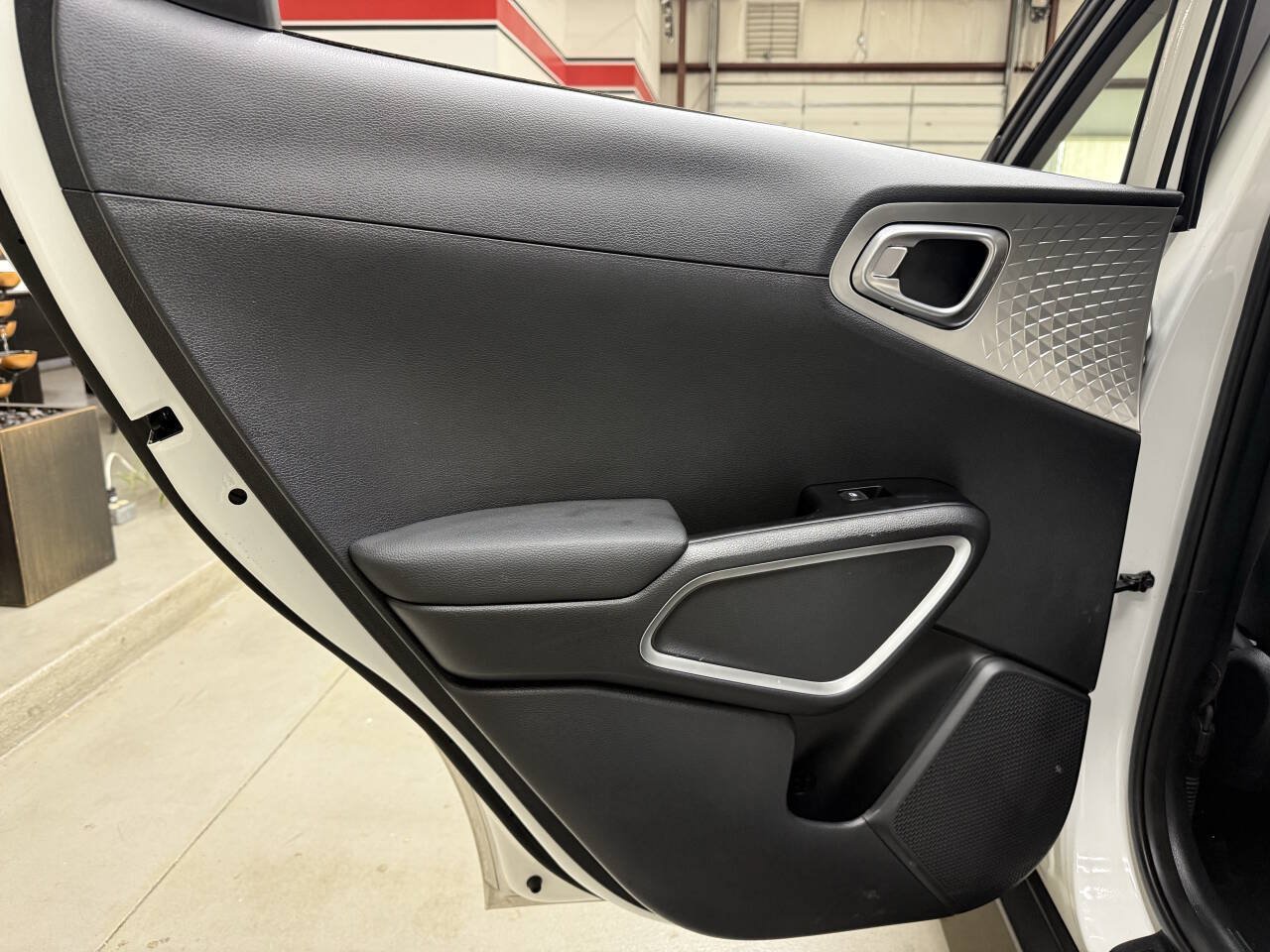 Used 2021 Kia Soul LX FWD image 12