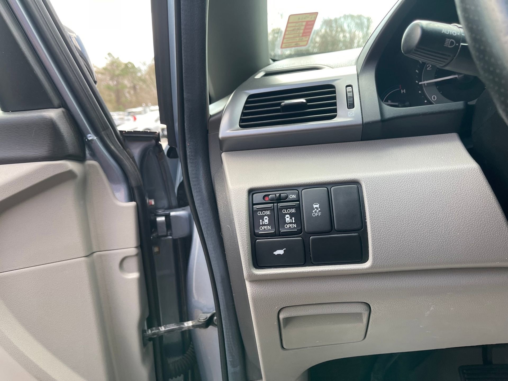 Used 2013 Honda Odyssey EX-L image 19