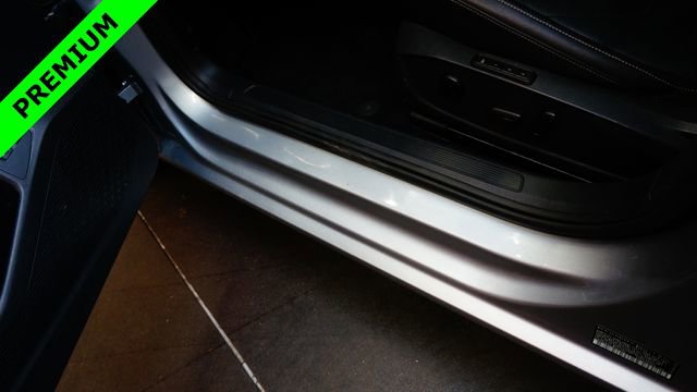 Used 2020 Volkswagen Jetta SEL Premium image 30