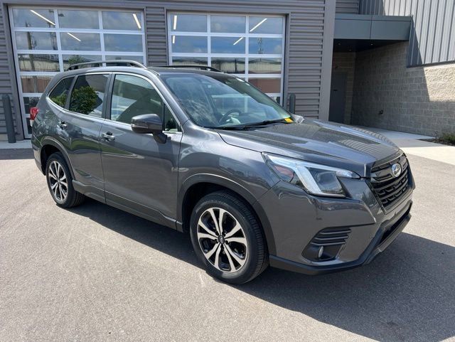 Used 2023 Subaru Forester Limited w/ Popular Package #2 AWD/4WD image 3