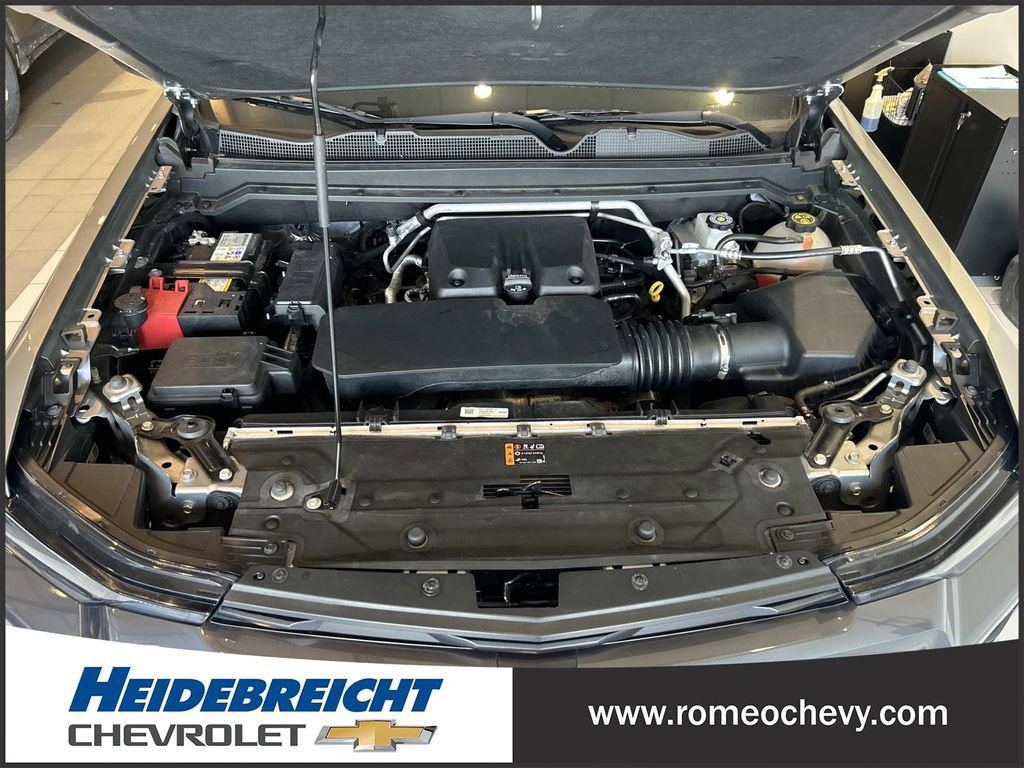 Used 2023 Chevrolet Colorado LT w/ LT Convenience Package II AWD/4WD image 9
