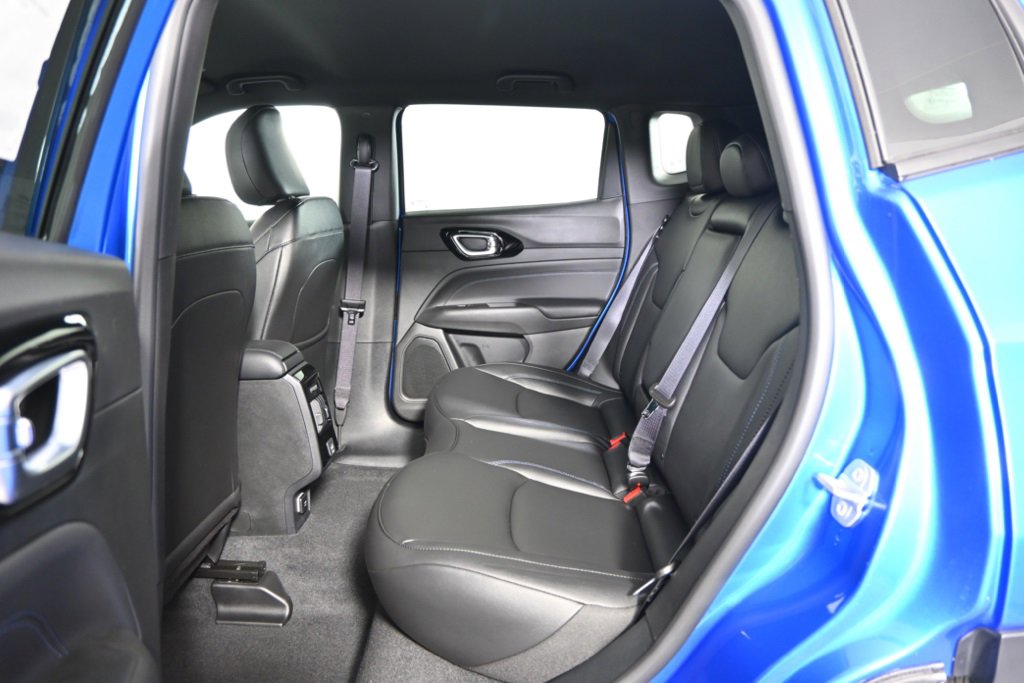 New 2026 Jeep Compass Limited image 17