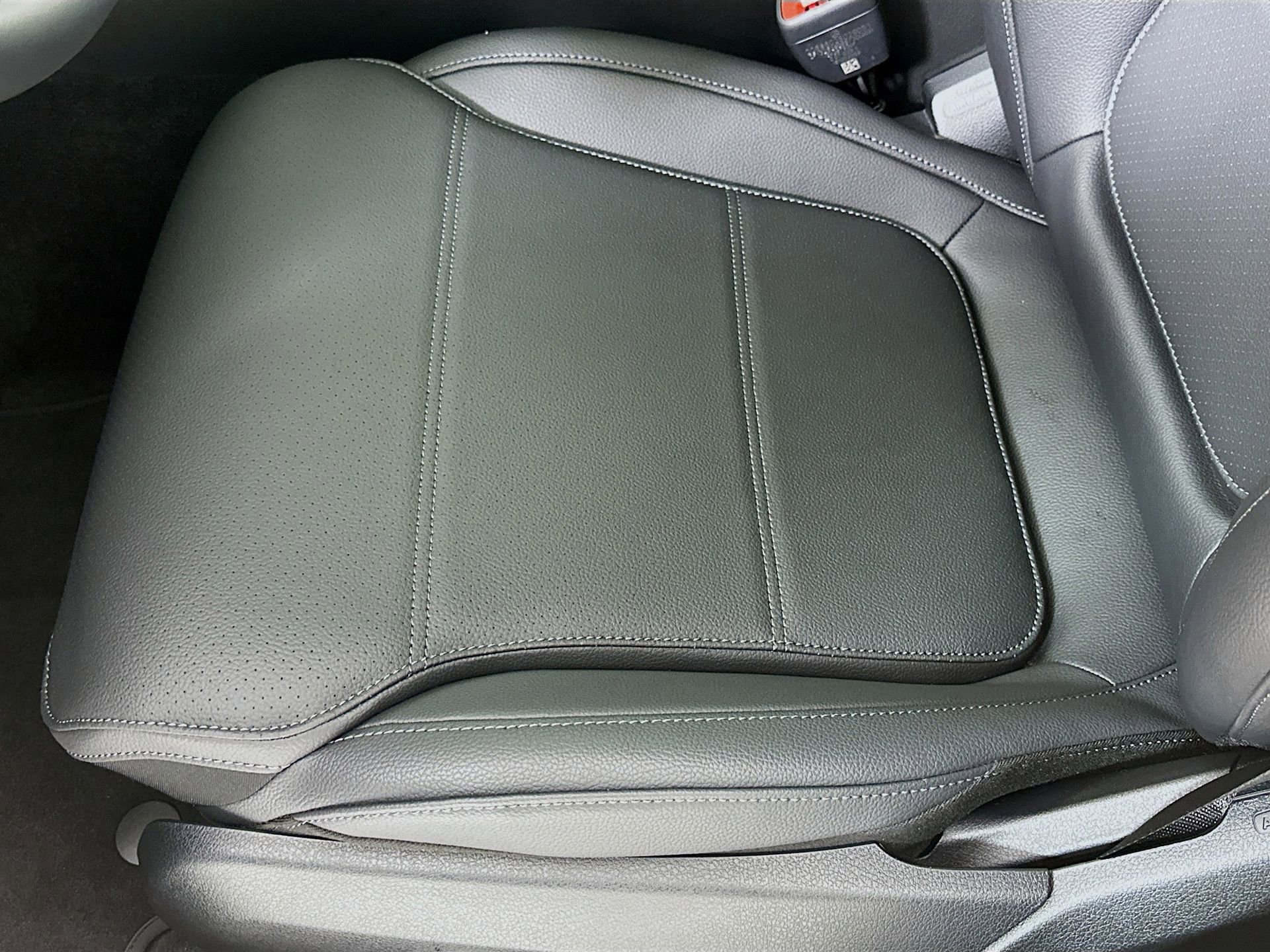 New 2026 Mercedes-Benz C 300 Sedan image 20