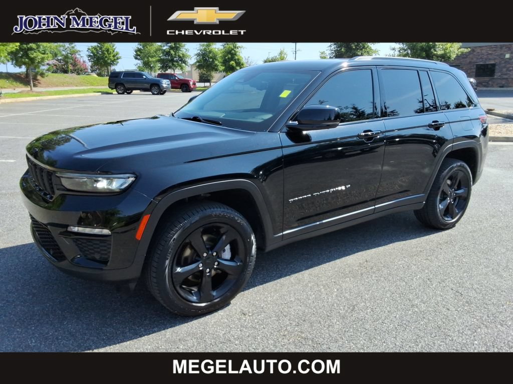 Used 2023 Jeep Grand Cherokee Limited w/ Luxury Tech Group II