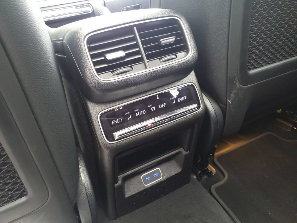 Certified 2024 Mercedes-Benz GLS 450 4MATIC image 22