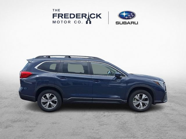 Used 2025 Subaru Ascent Premium AWD/4WD image 7