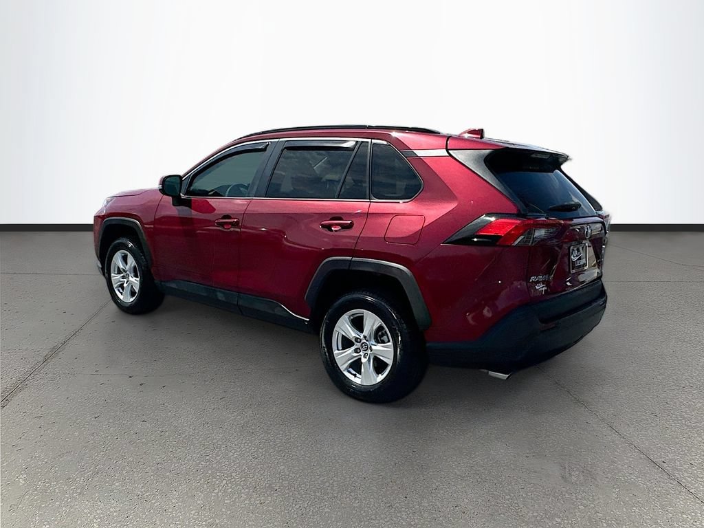 Used 2020 Toyota RAV4 XLE FWD image 5