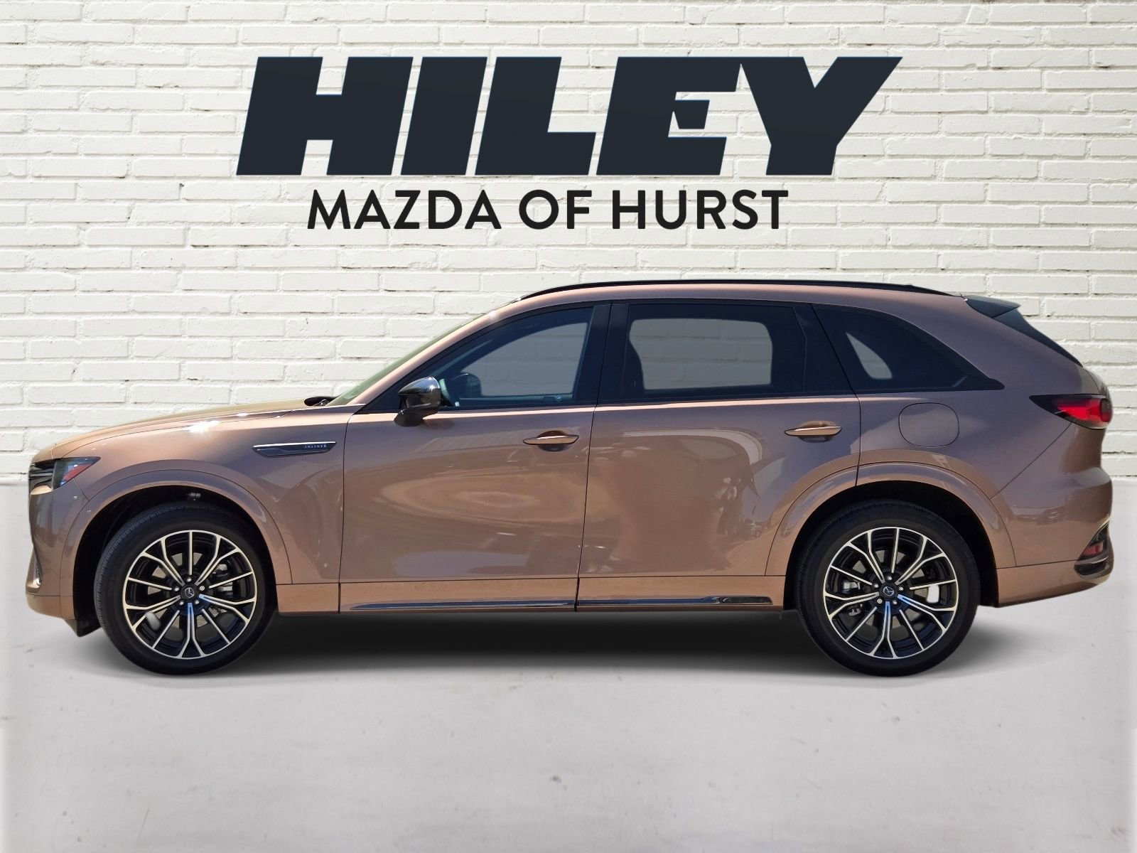 Certified 2025 MAZDA CX-70 3.3 Turbo S w/ Premium Package image 3