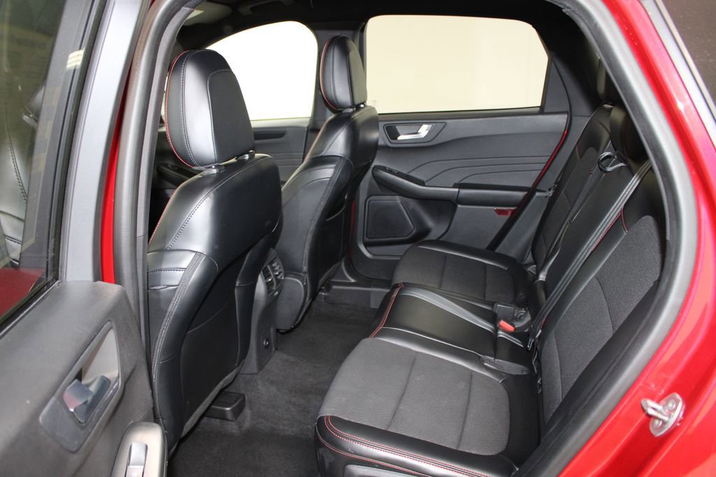 Used 2024 Ford Escape ST-Line image 24