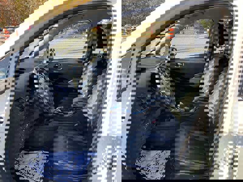 Used 2014 Nissan Leaf SL w/ Premium Package image 14