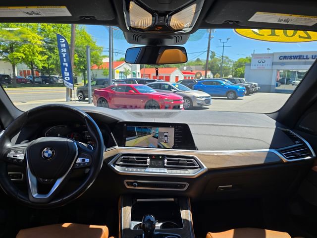 Used 2019 BMW X5 xDrive40i w/ Executive Package AWD/4WD image 3