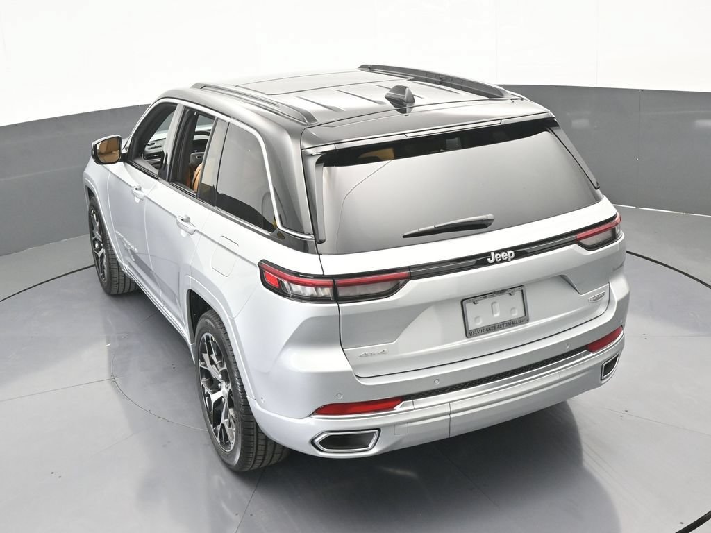 New 2025 Jeep Grand Cherokee Summit AWD/4WD image 65