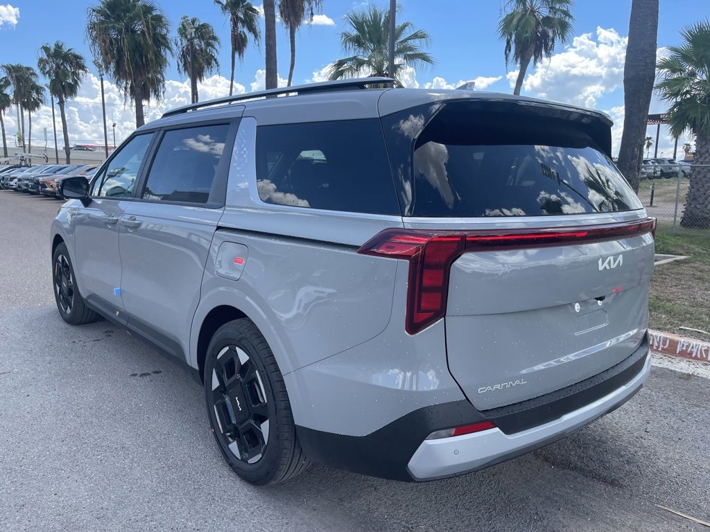 New 2026 Kia Carnival EX image 5