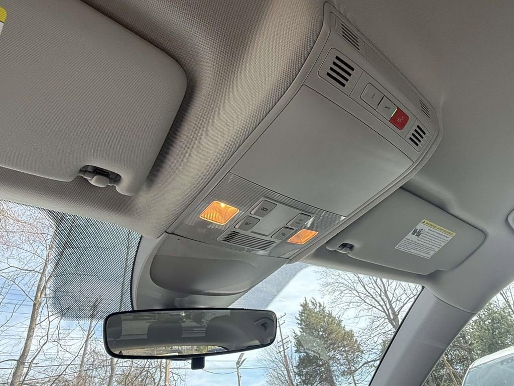 Used 2024 Volkswagen Taos S image 26