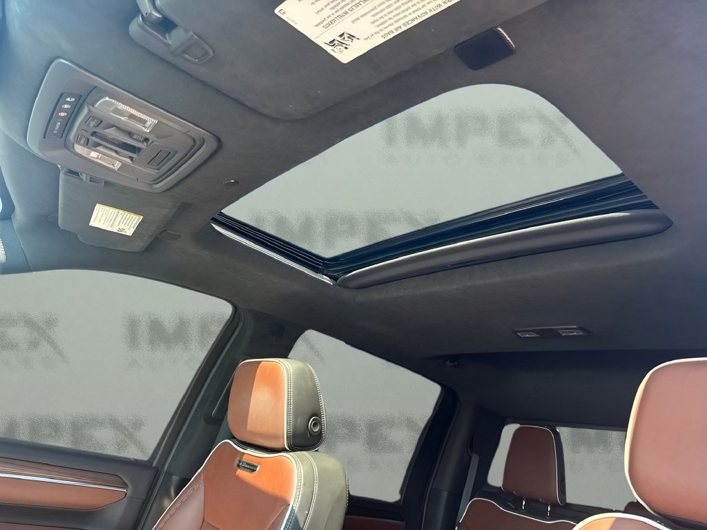 Used 2024 GMC Sierra 3500 Denali Ultimate AWD/4WD image 10