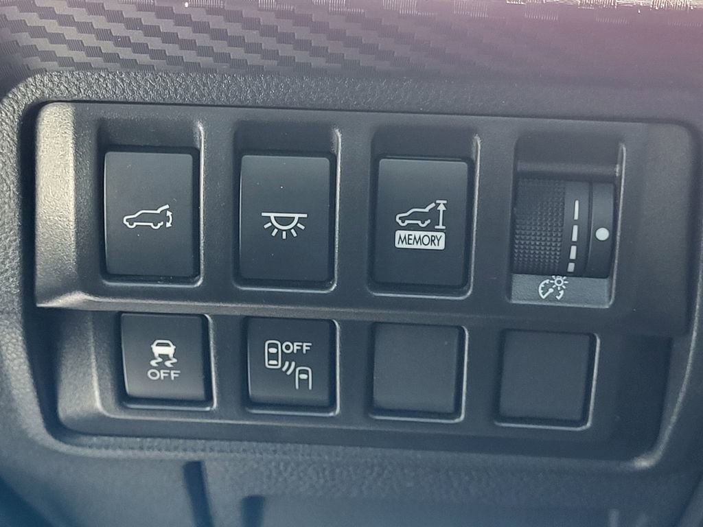 Used 2022 Subaru Ascent Onyx Edition image 18