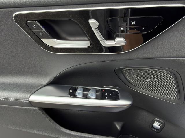 Used 2023 Mercedes-Benz C 300 Sedan image 22
