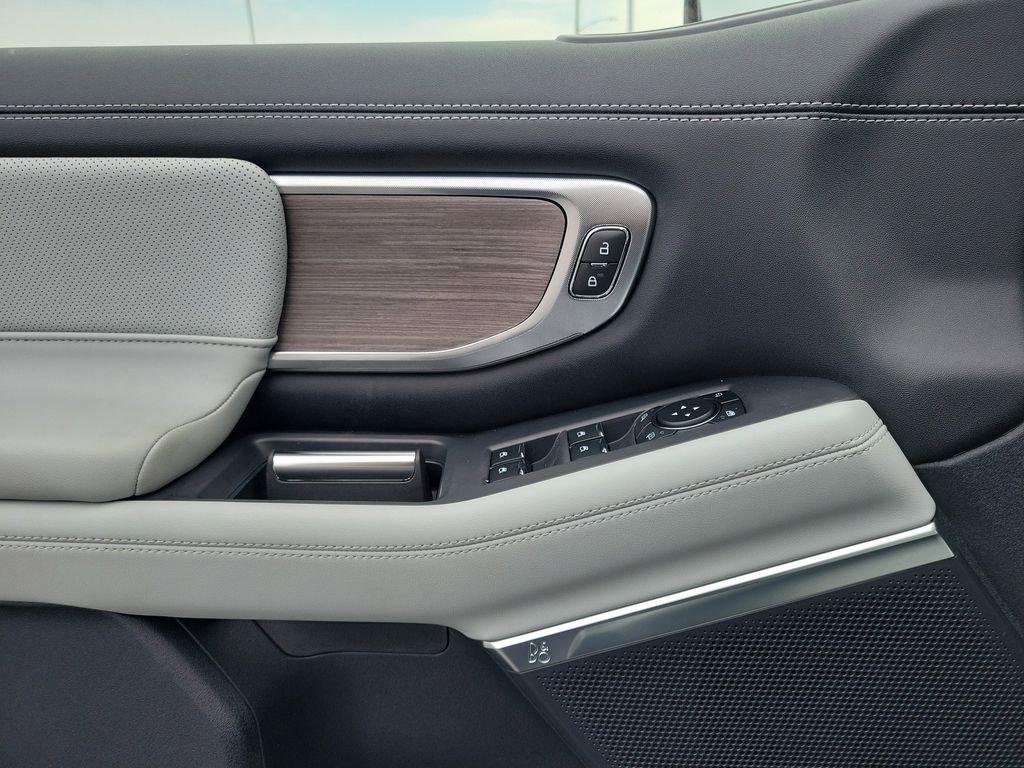 New 2026 Ford Expedition Max Platinum w/ Platinum Ultimate Package image 18