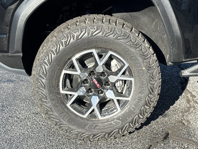 New 2026 GMC Canyon AT4X image 16