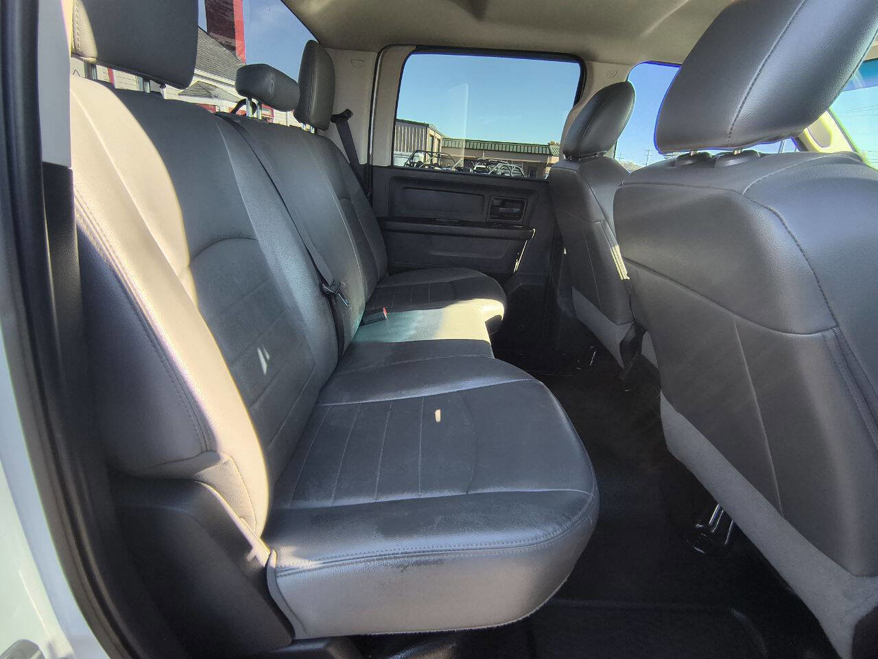 Used 2018 RAM 2500 Tradesman w/ Protection Group image 26