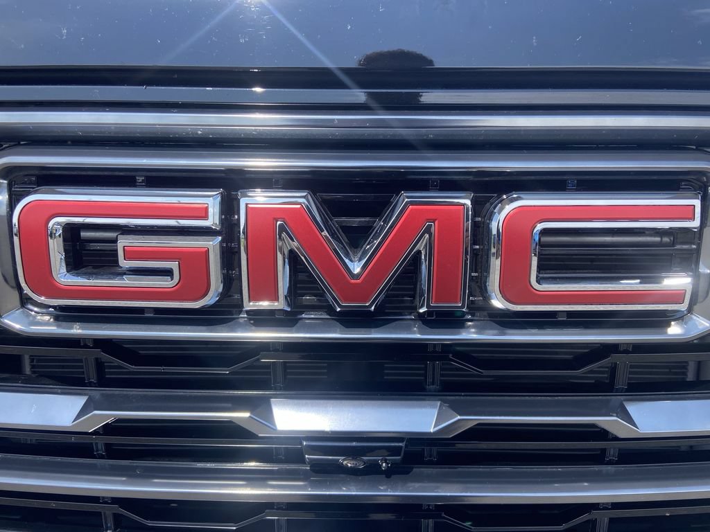 Certified 2024 GMC Sierra 2500 AT4 w/ Snow Plow Prep/Camper Package AWD/4WD image 31