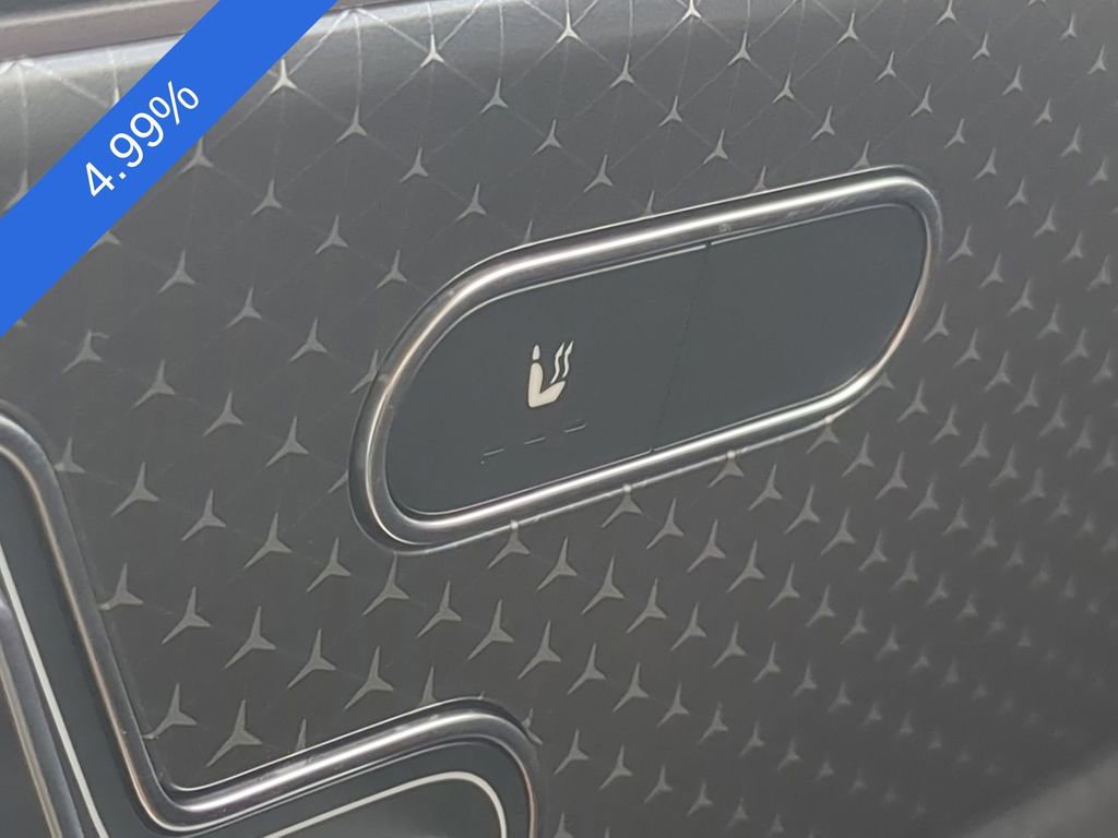 Used 2024 Mercedes-Benz EQB 300 4MATIC image 12