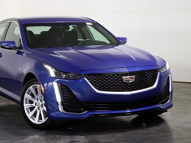 Used 2023 Cadillac CT5 Luxury w/ Cold Weather Package image 6