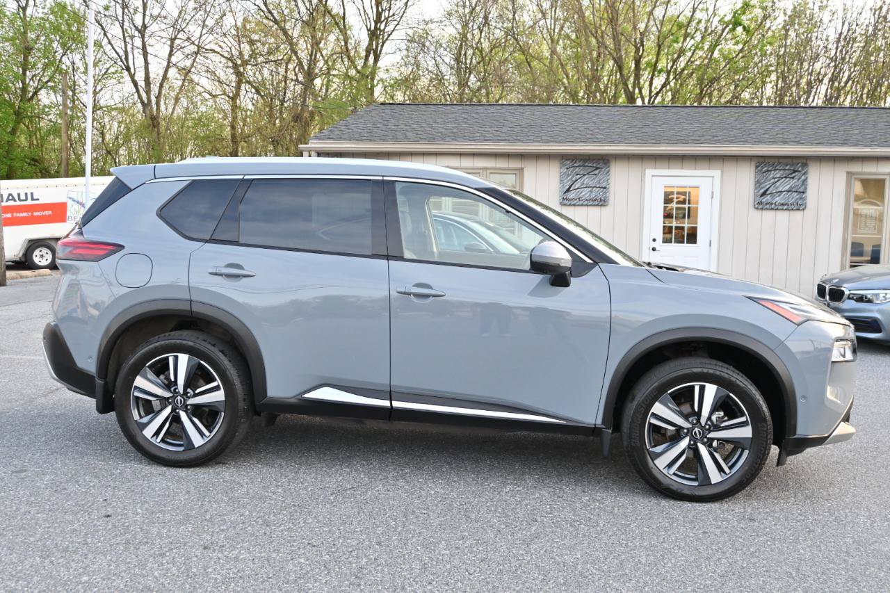 Used 2023 Nissan Rogue Platinum w/ Platinum Premium Package AWD/4WD image 12